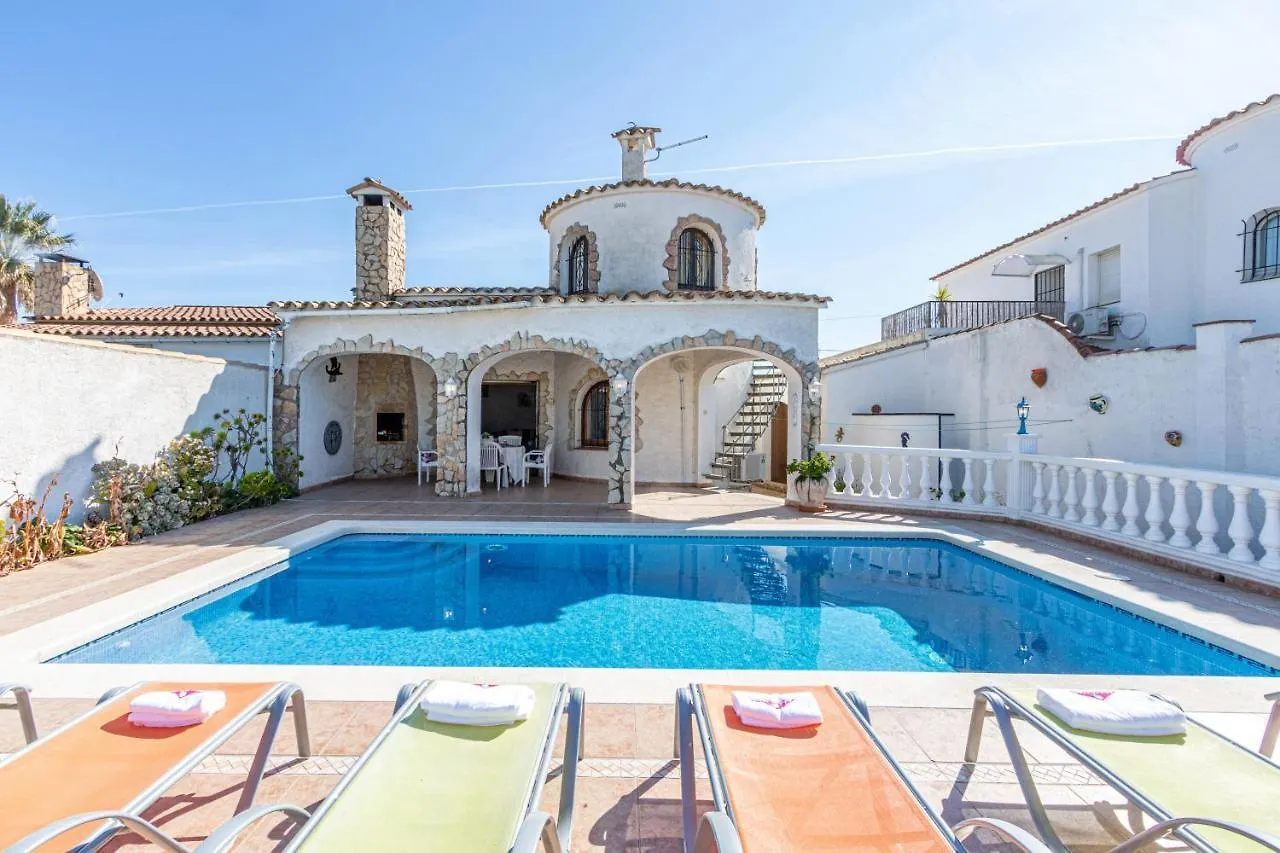 Apart-Rent Villa Creus 0038 Empuriabrava Spain
